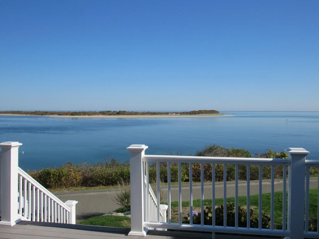 4 Cliff Rd, Little Neck