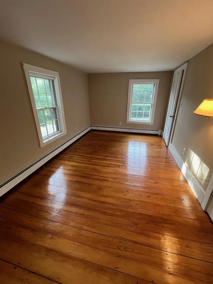 1056 Beacon St, Newton Centre