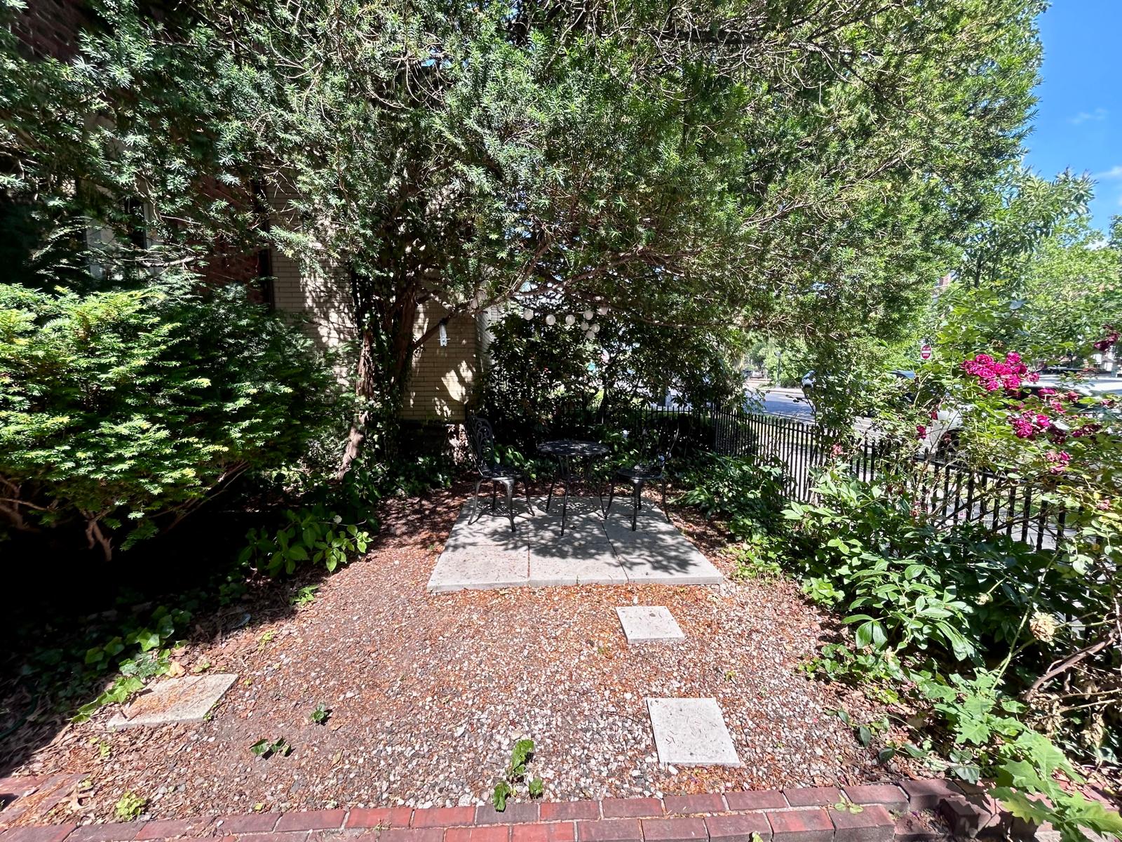 1712 Beacon St, Brookline