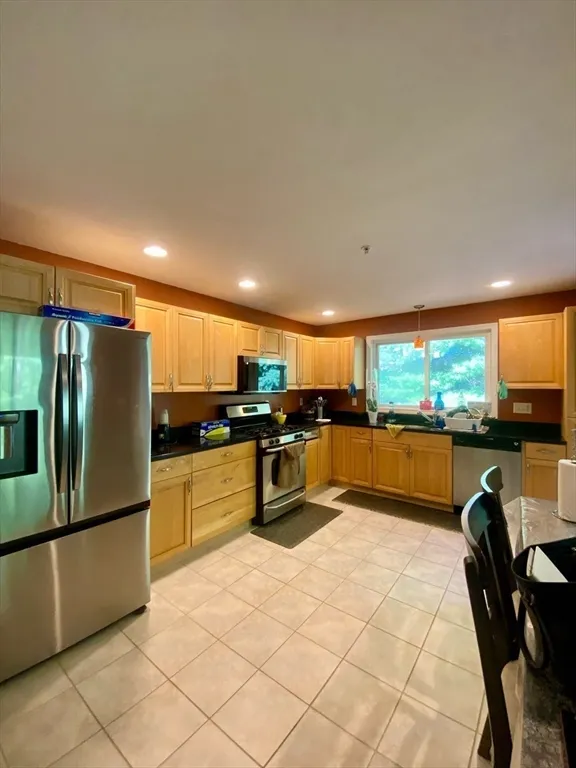 1001 Old Bridge Ln, Bellingham