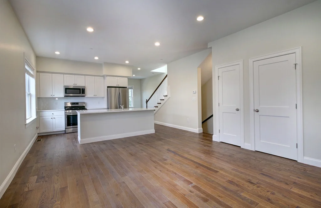 4 Kemp St, South Boston