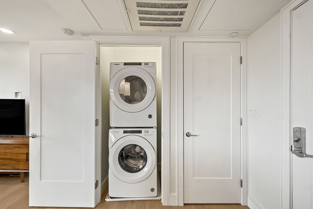 301 Border St, Central Square