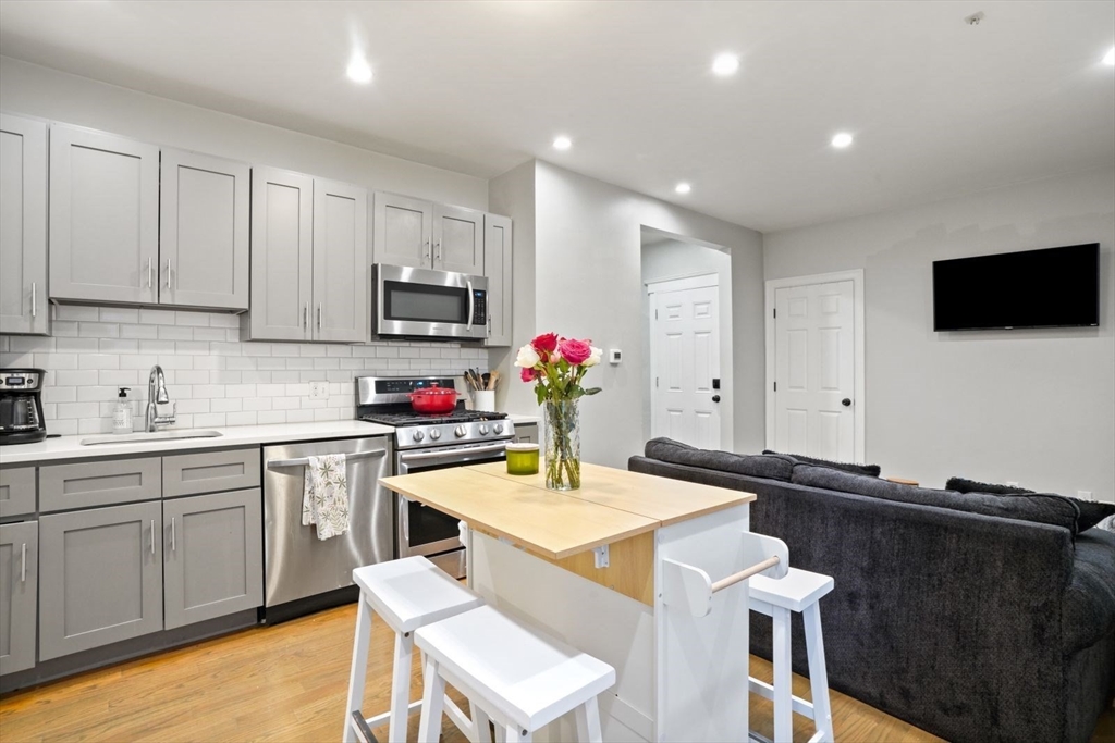 17 Howes St, Dorchester