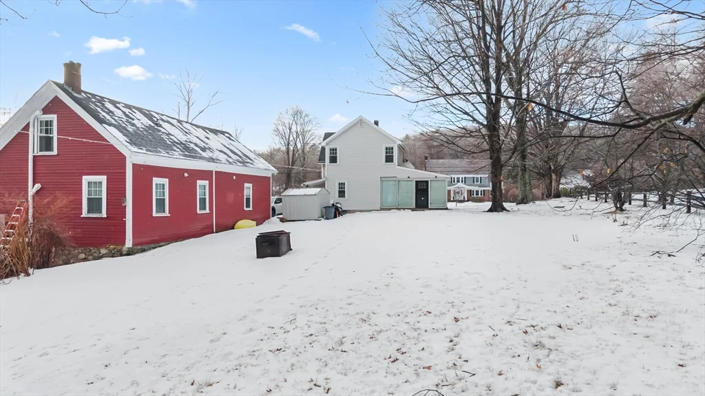 656 Grove St, Worcester