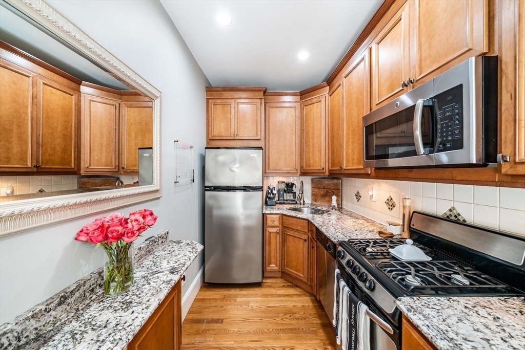 30 Vinton St, South Boston