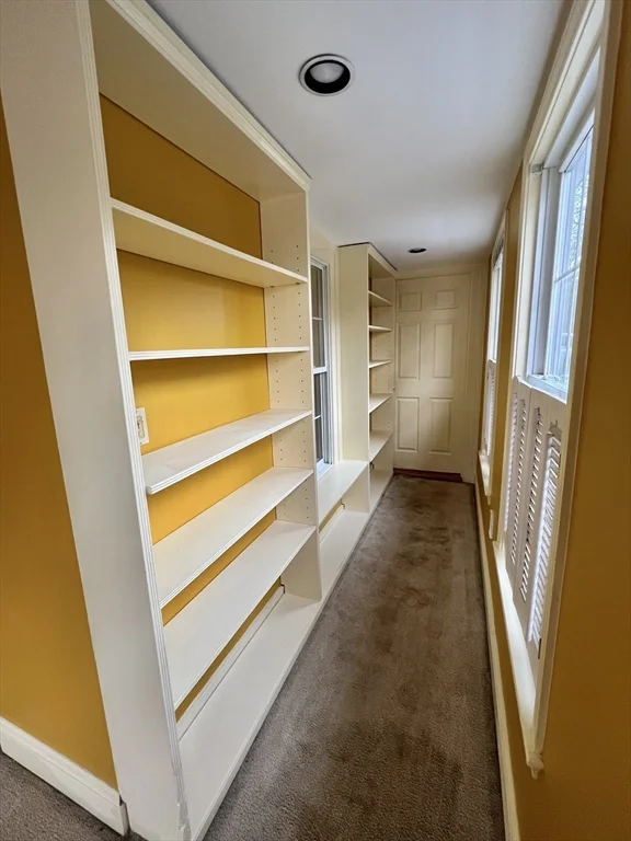 16 Pearl St, North Weymouth