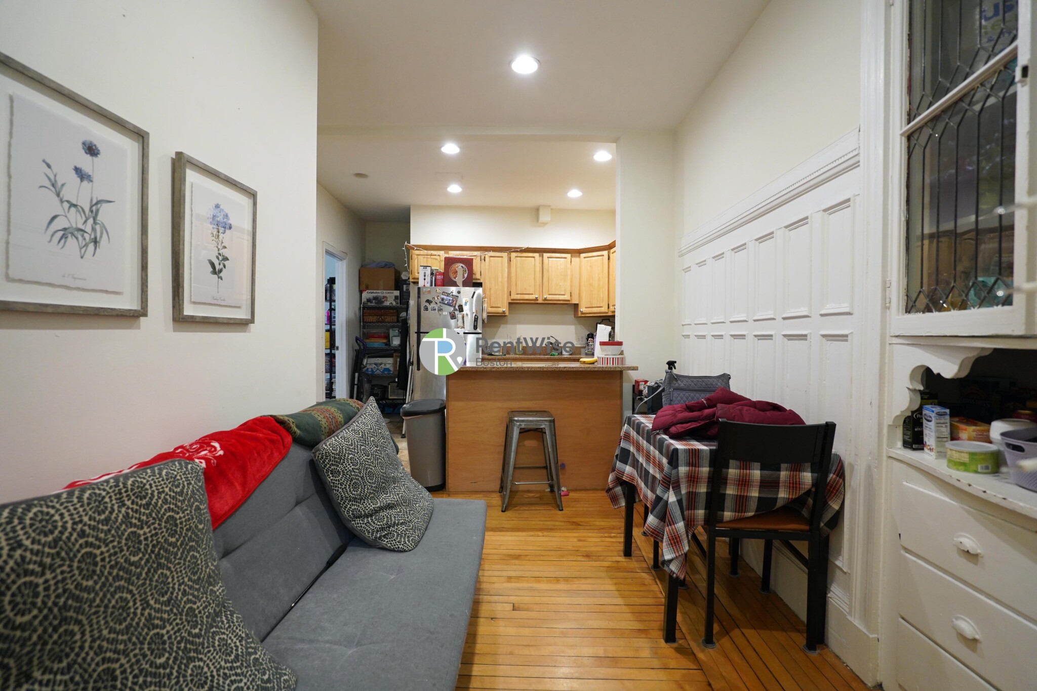 1322 Commonwealth Ave, Brighton