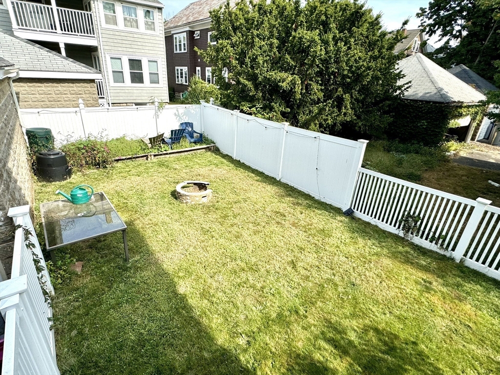 8 Kahler Ave, Milton