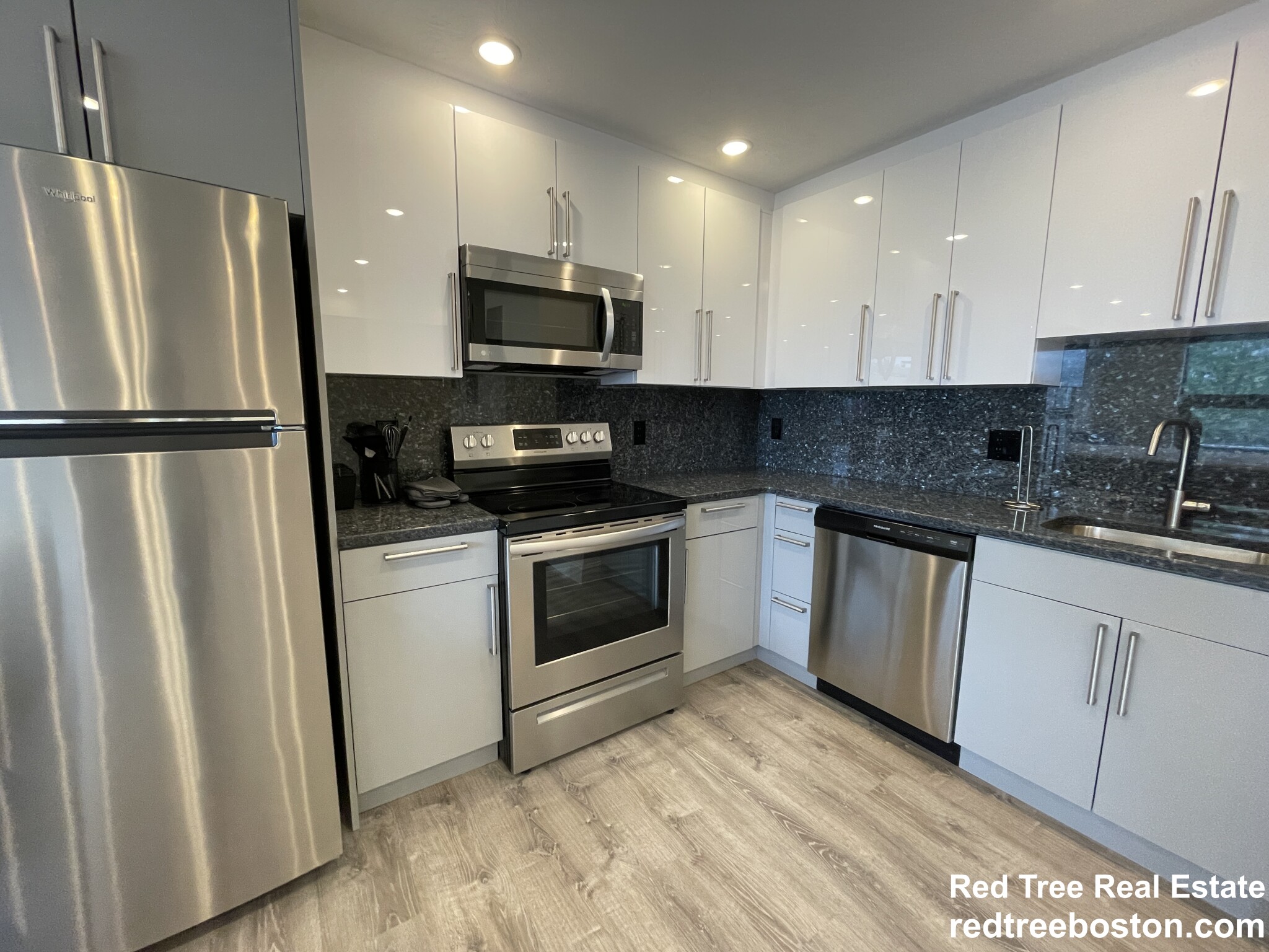 1028 Commonwealth Ave, Boston