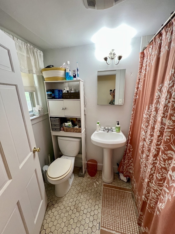 350 Plain, South Braintree