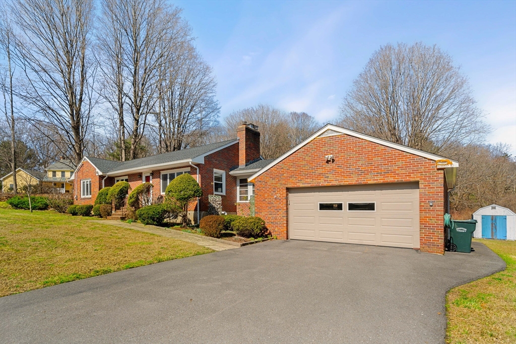 115 Mill St, Lincoln