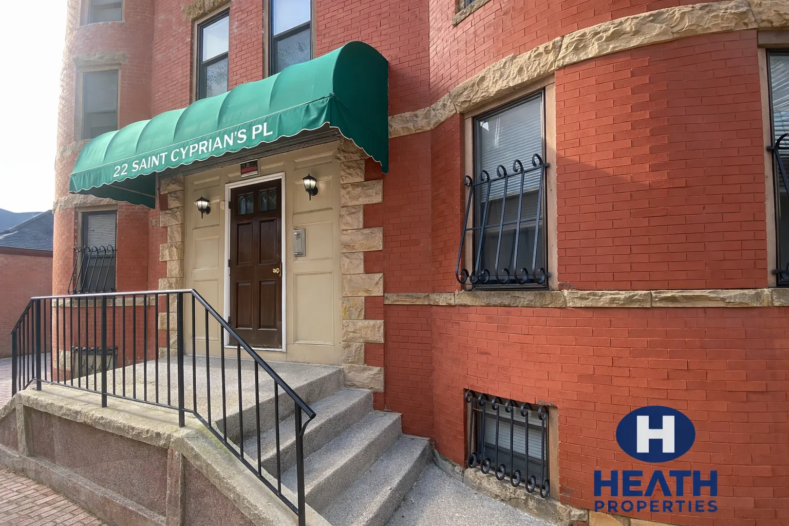 24 Saint Cyprians Pl, Roxbury