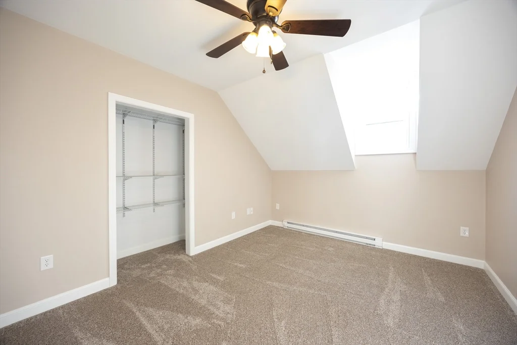 584 Mount Hope St, North Attleboro