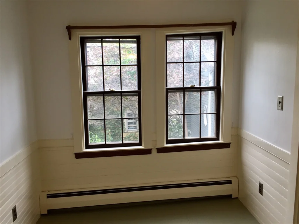 20 Putnam St, Charlestown