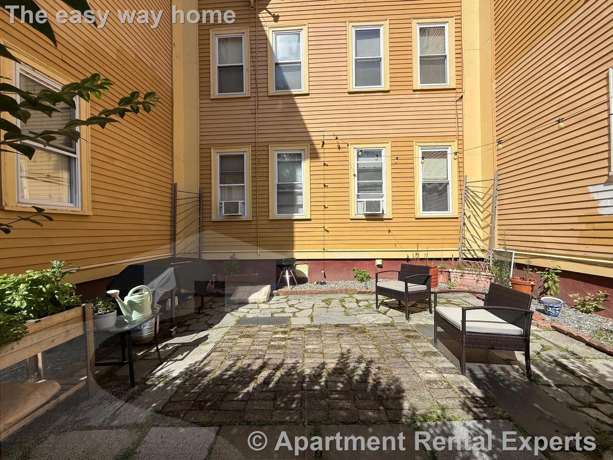 8 Edward St, Magoun Square