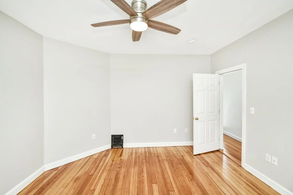 109 Walnut St, Winter Hill