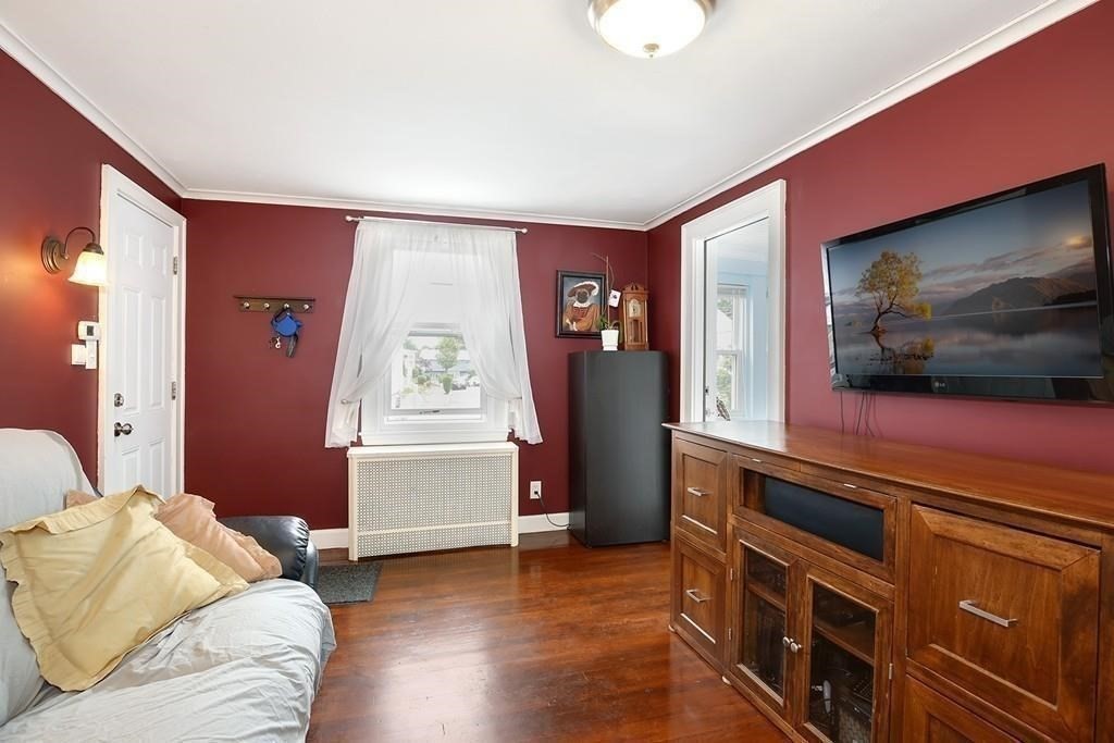 19 Fairview Ave, Malden