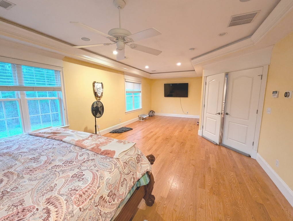 19 Plain St, Franklin