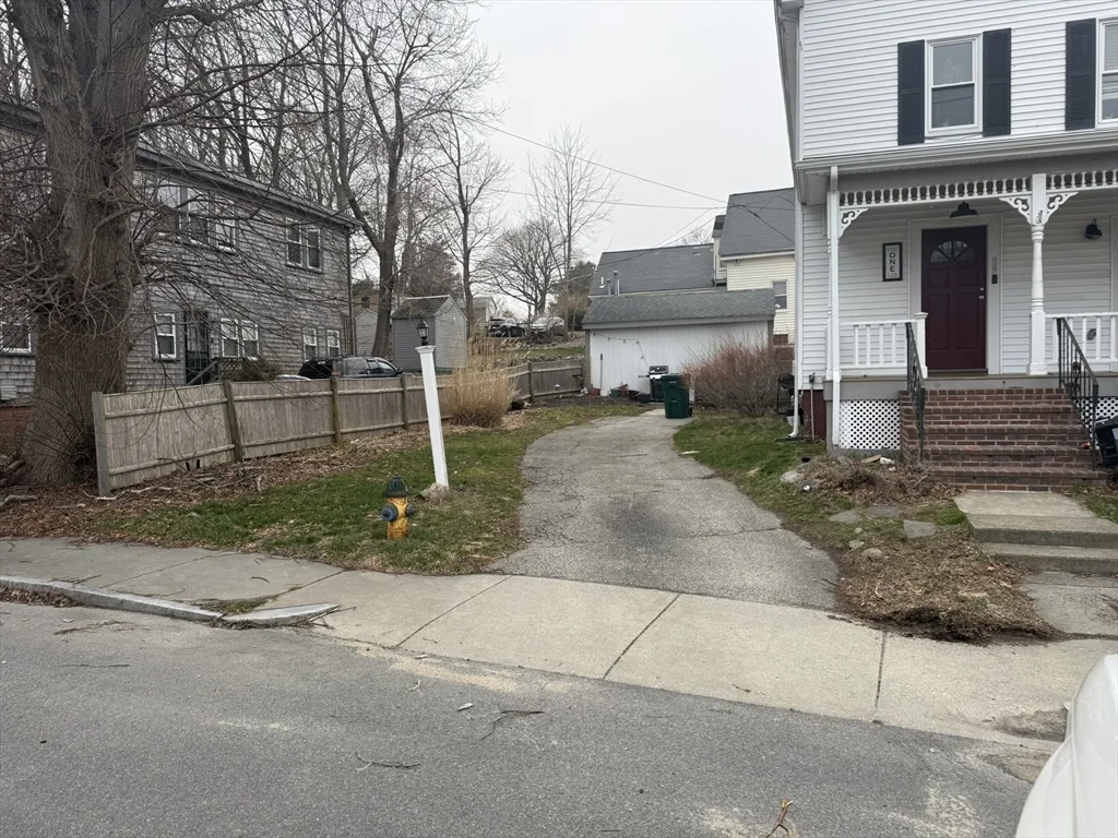 1 Stafford St, Downtown