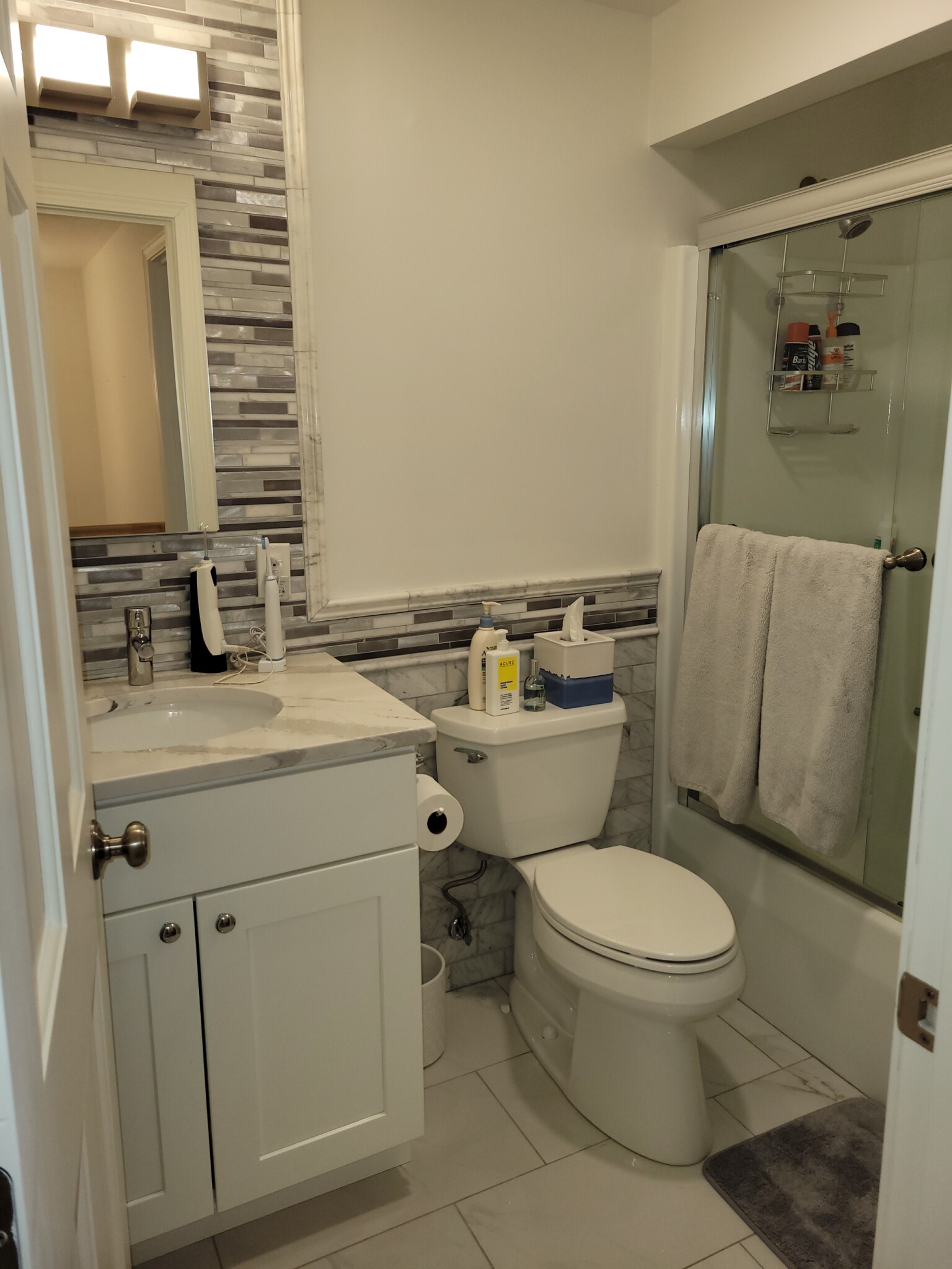 51 Jackson St, Thompsonville