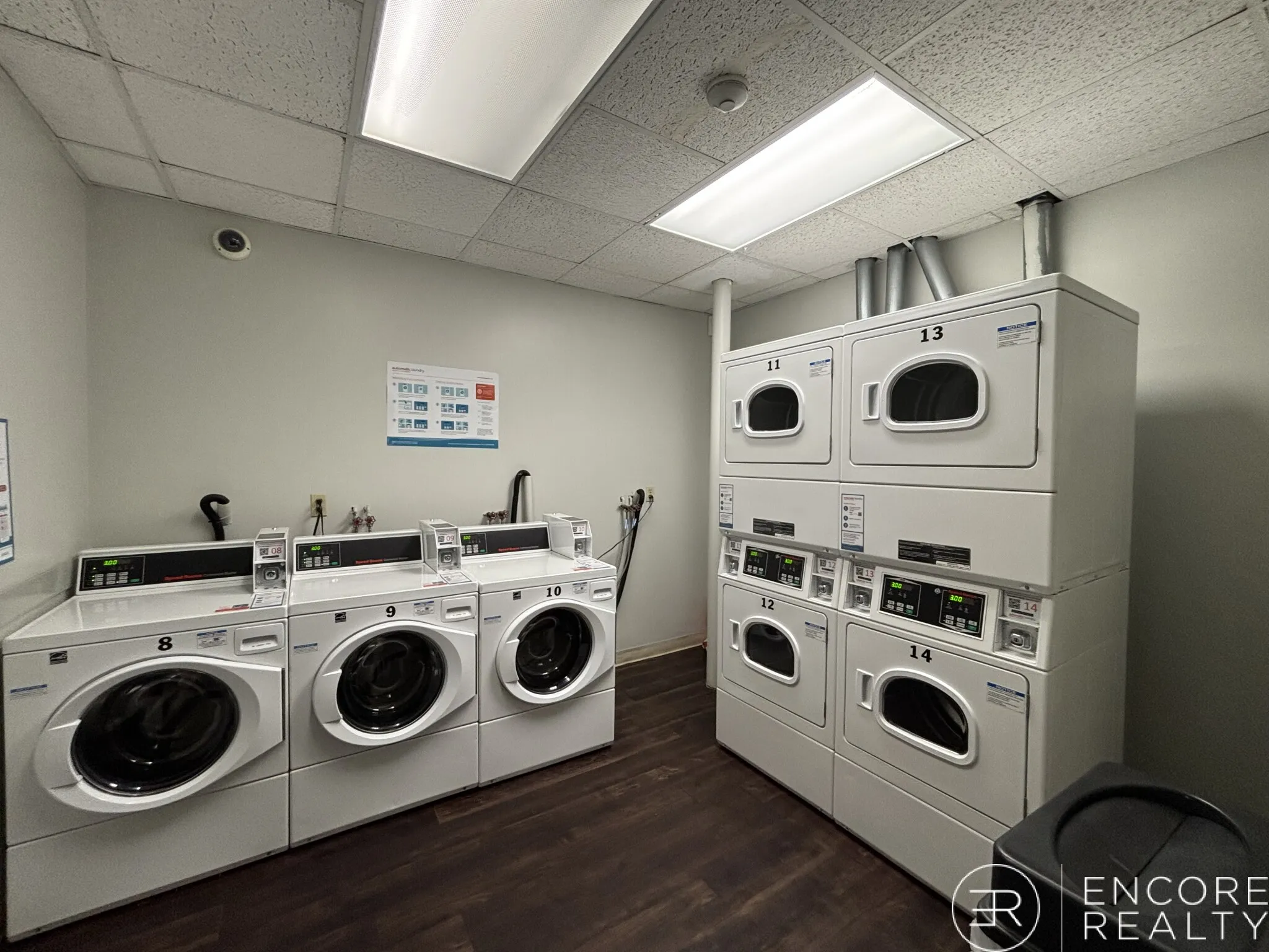 833 Beacon St, Fenway