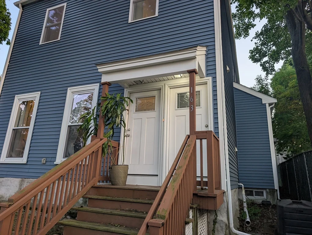 163 Ferry St, Malden