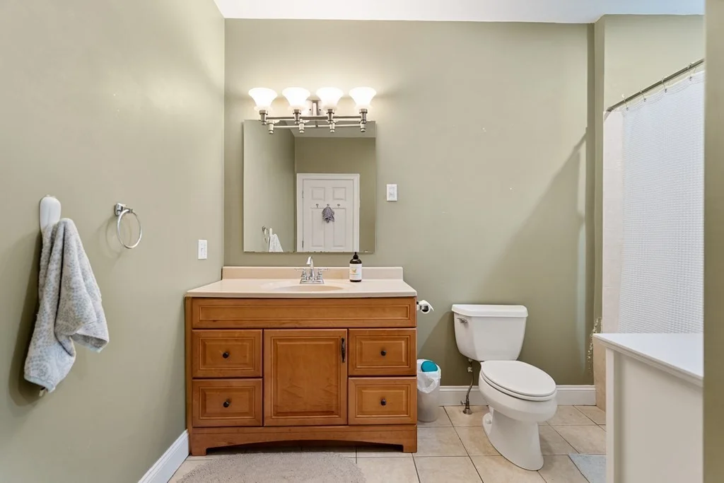 72 Baxter St, South Boston