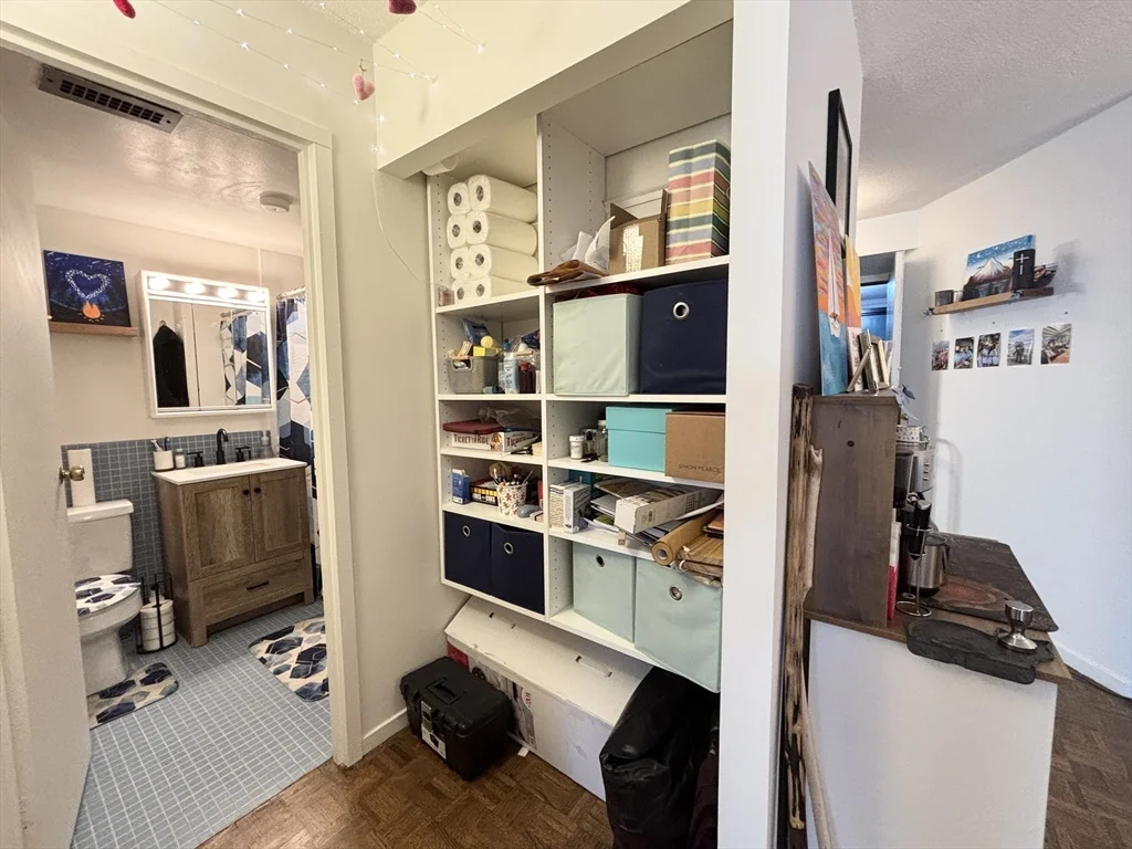19 Winchester St, Coolidge Corner