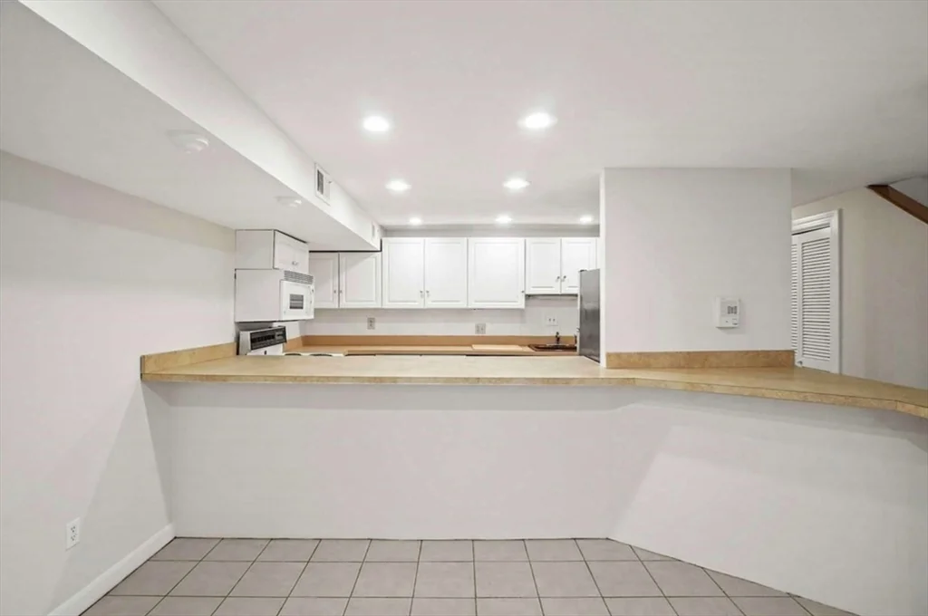 163 West Newton, South End