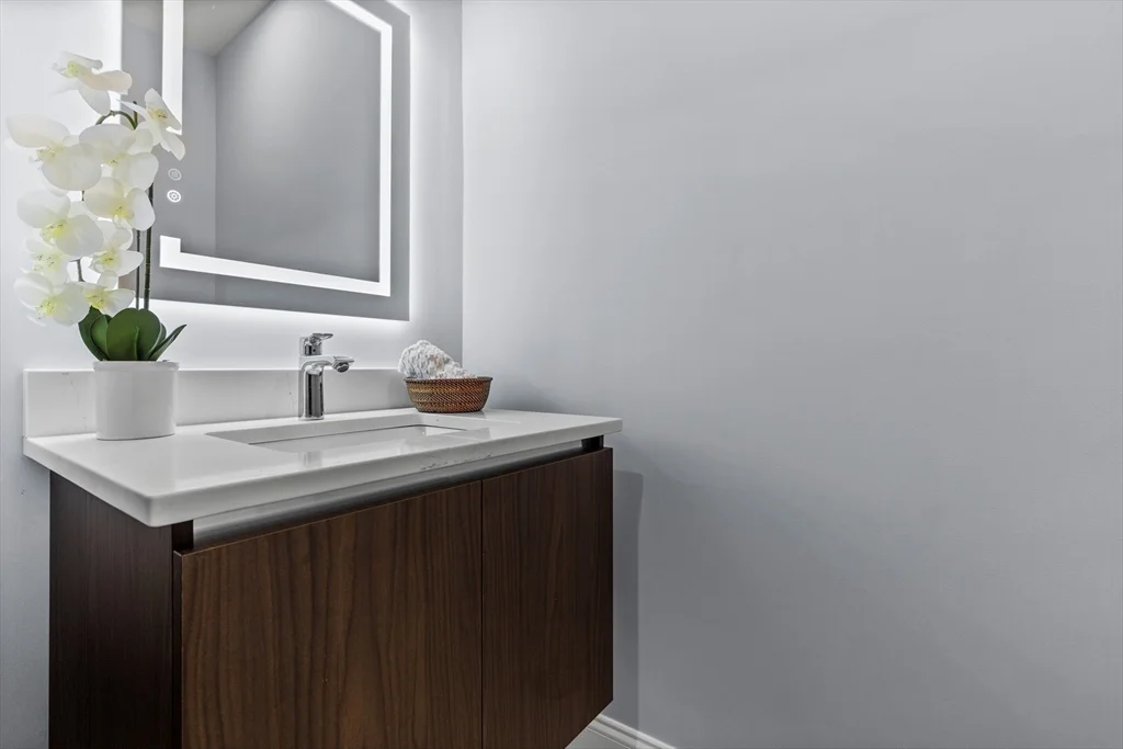 32 Pearl St, Dorchester