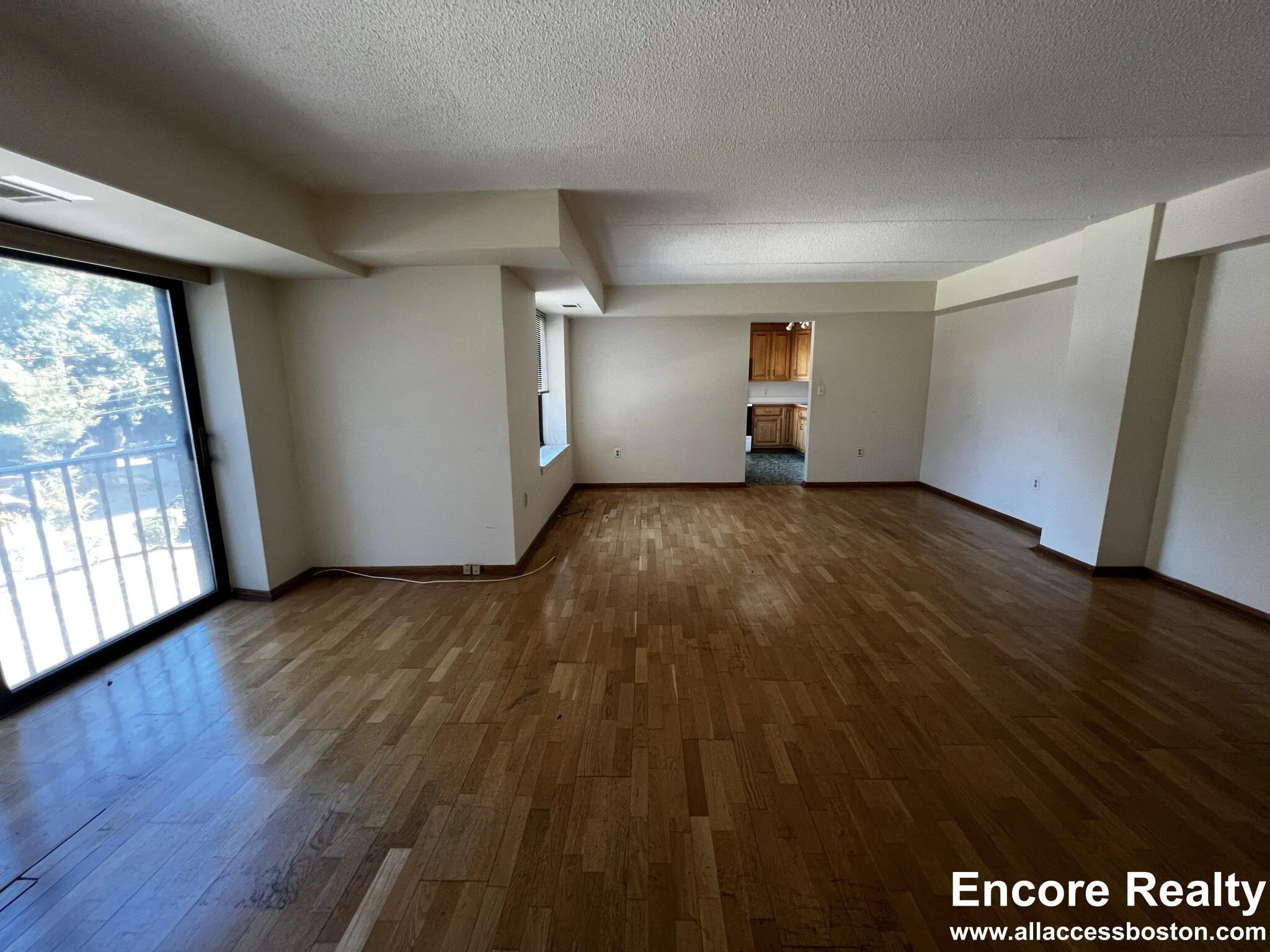 1243 Beacon St, Coolidge Corner