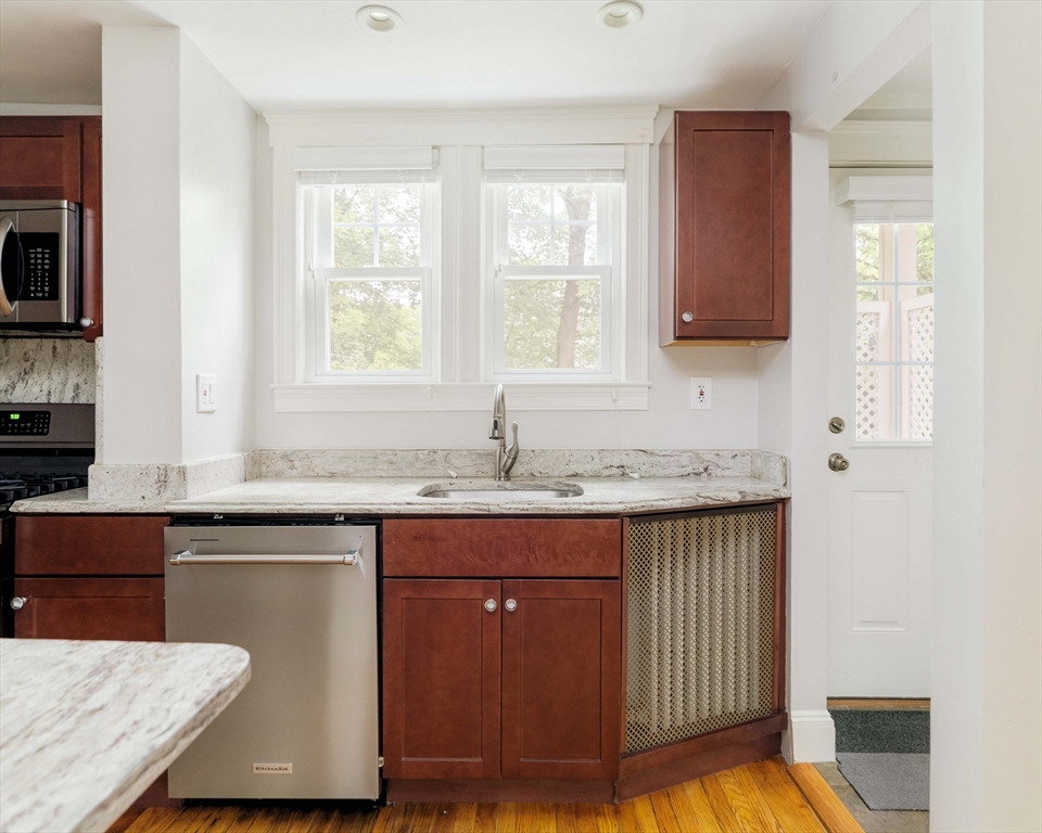 16 Chapin Rd, Newton Center