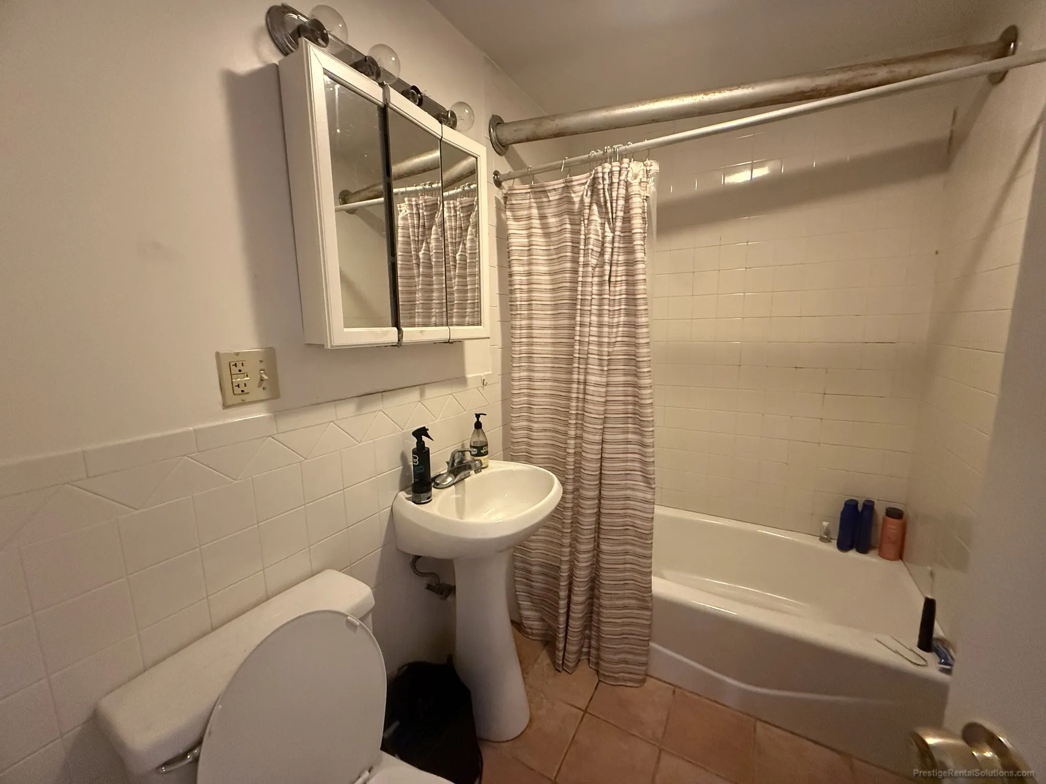 17 Cummings Rd, Brighton