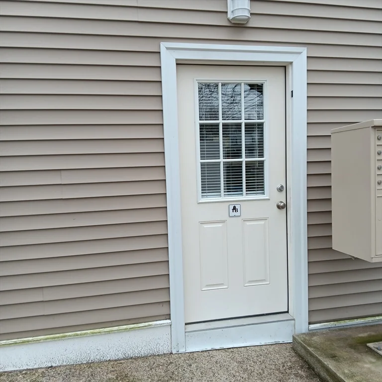 45 Everett St, Middleboro