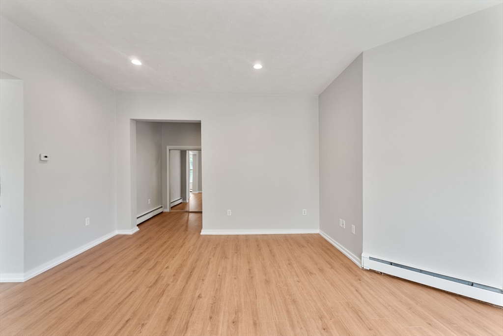 179 Ocean St, Diamond District