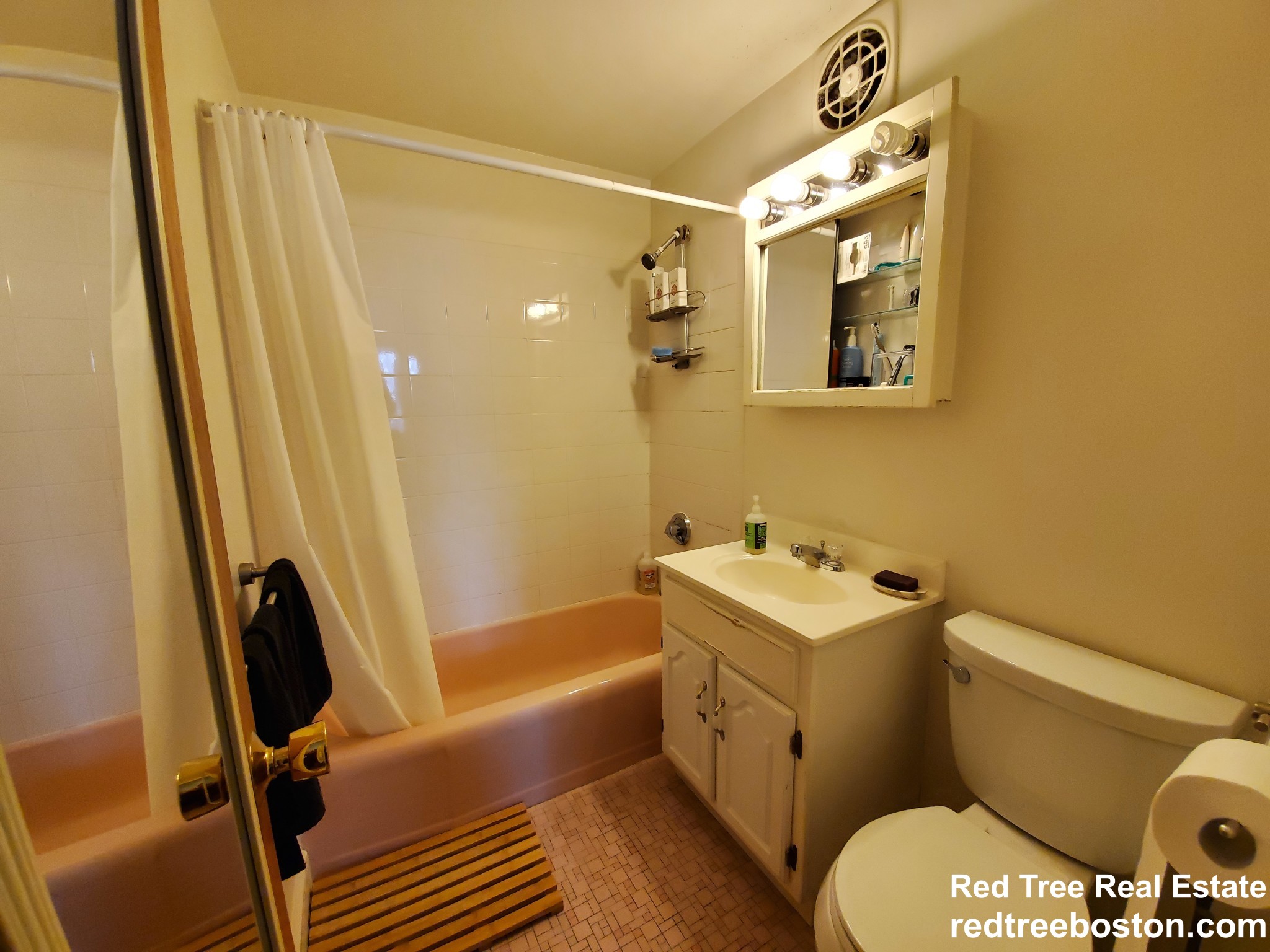 199 Winthrop Rd, Aspinwall Hill