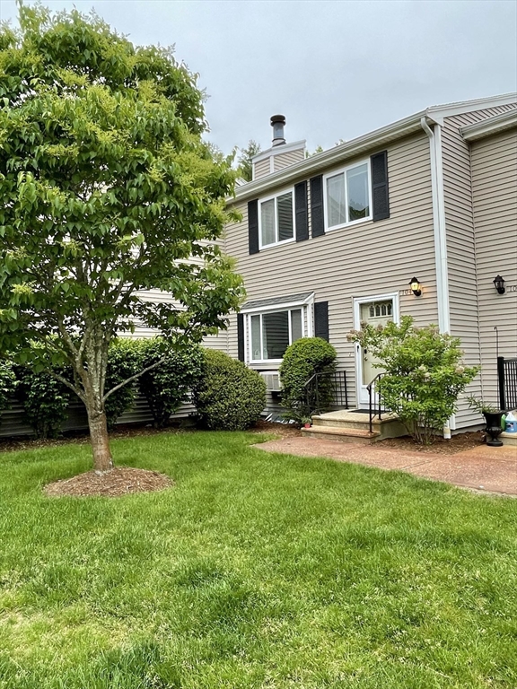 4 Erick Rd, Mansfield