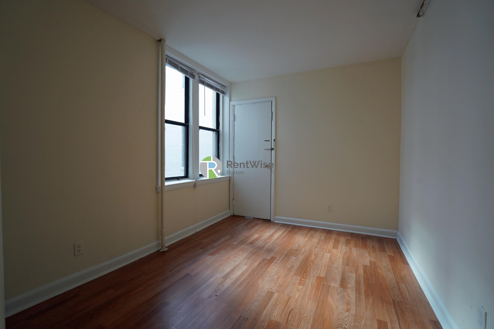 1137 Commonwealth Ave, Brighton