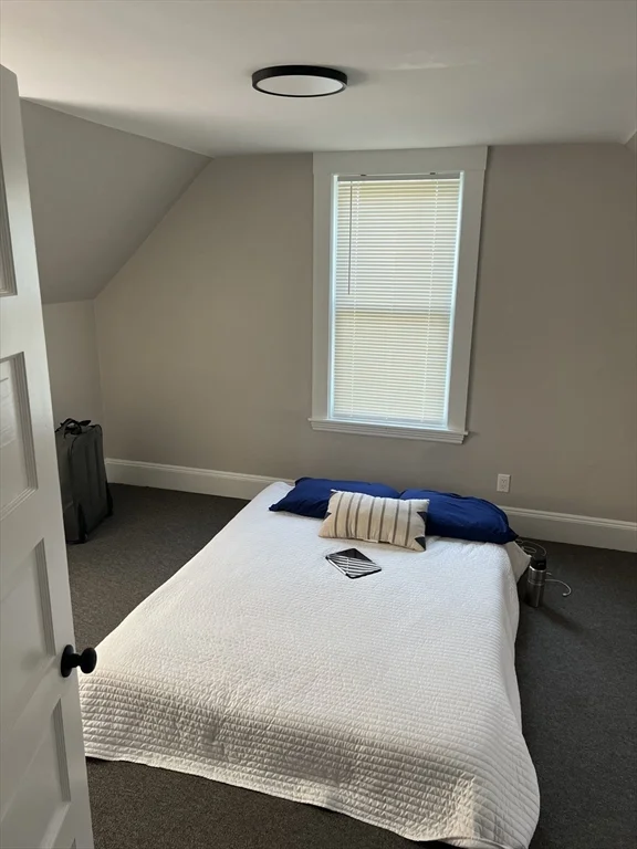 14 Cotting St, Medford