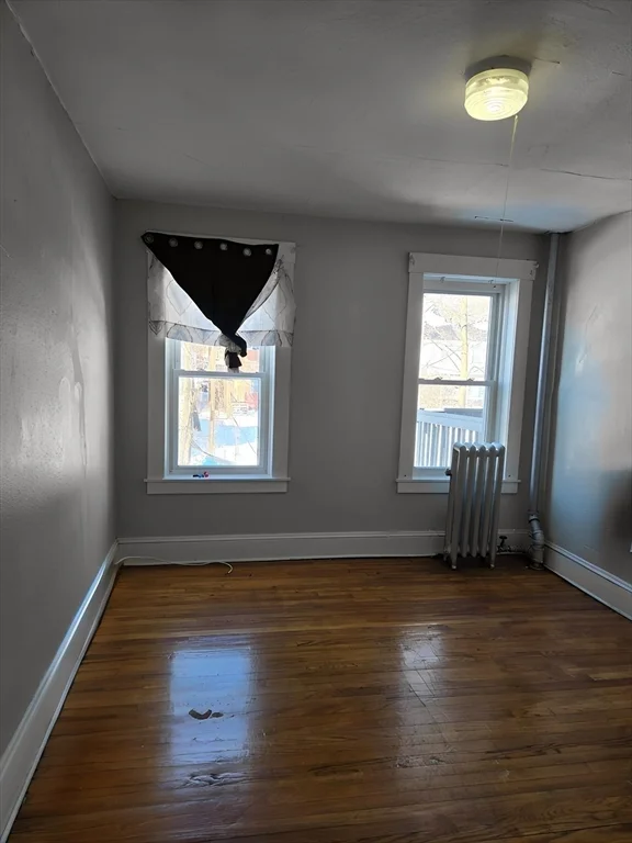 263 Elm St, Holyoke