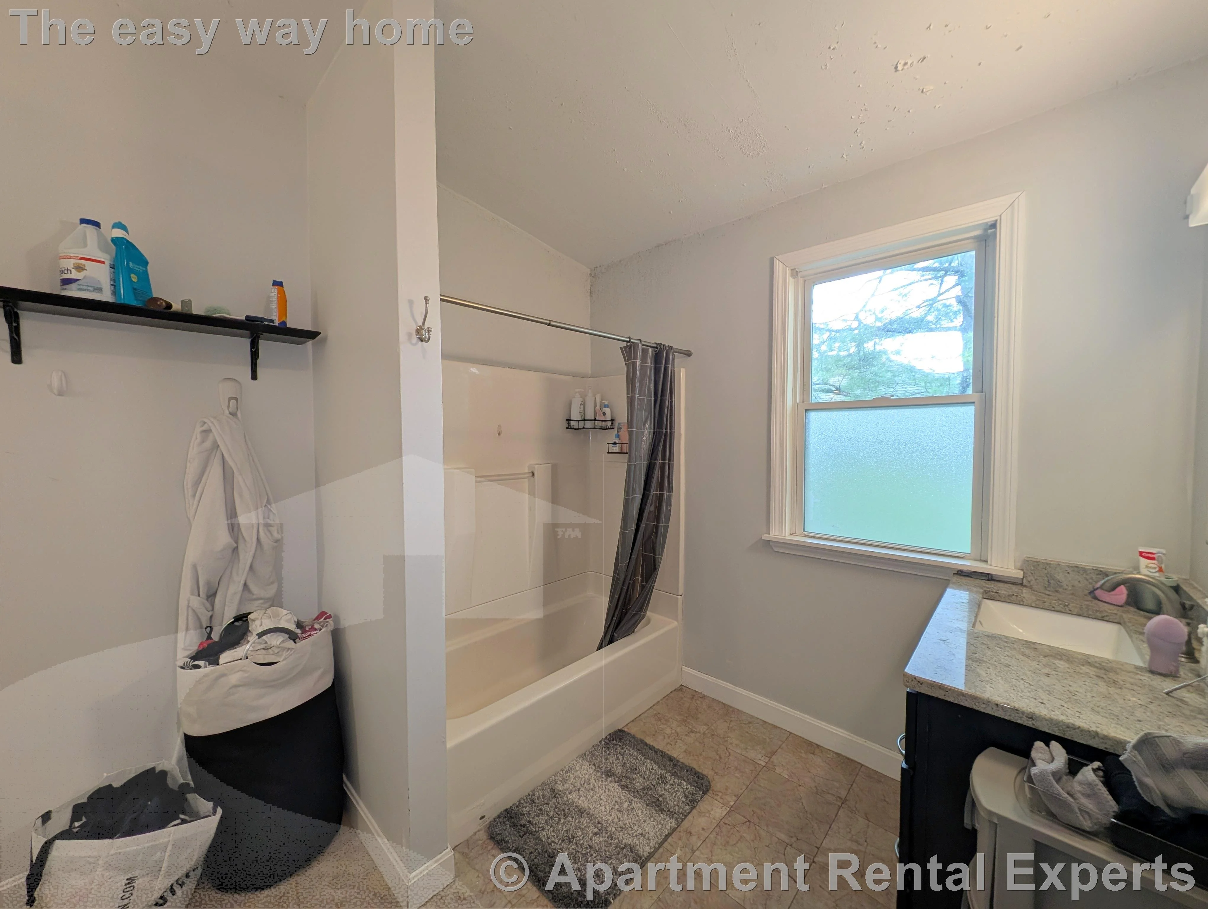 16 Curtis Ave, Tufts