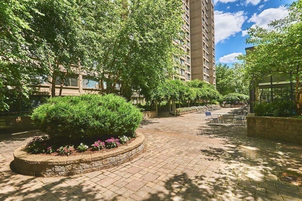 1731 Beacon, Beaconsfield