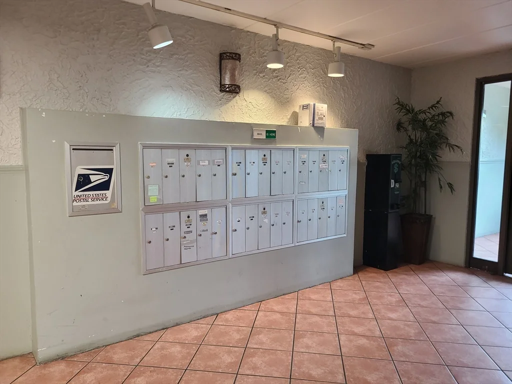 566 Washington St, Weymouth