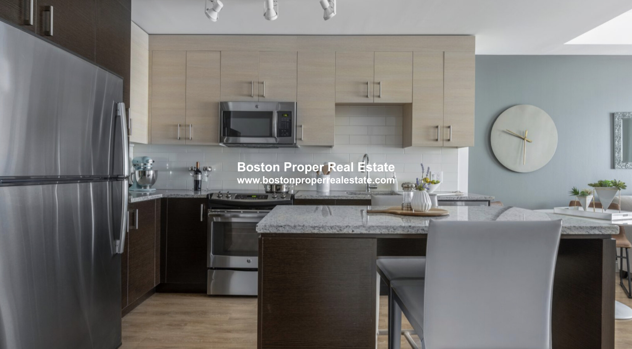 99 Kneeland St, Chinatown