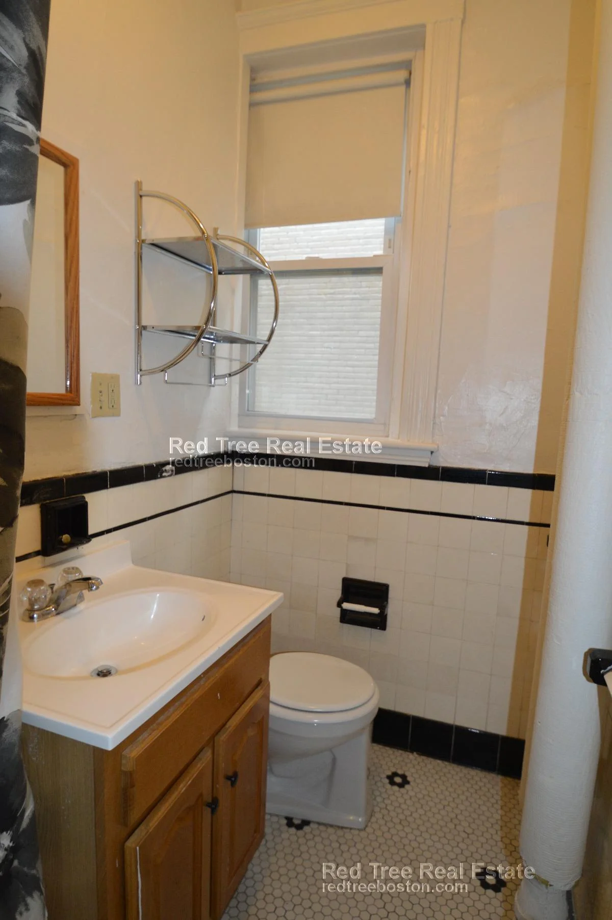 1810 Commonwealth Ave, Brighton