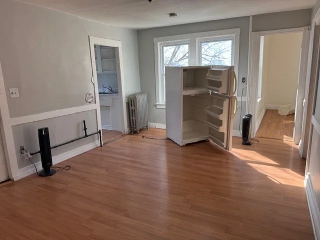 162 Hanover St, Fall River
