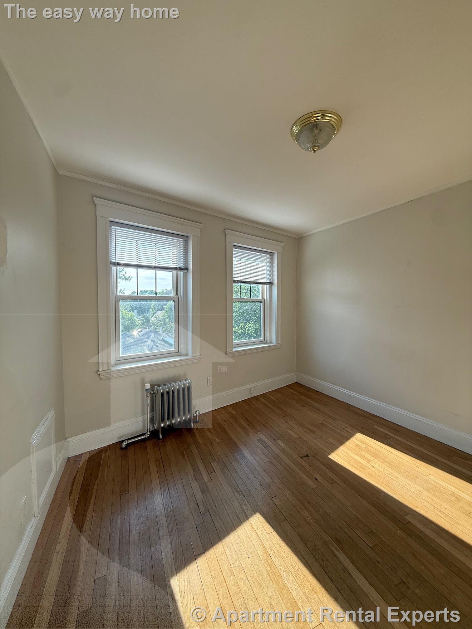 1558 Massachusetts Ave, Harvard Square