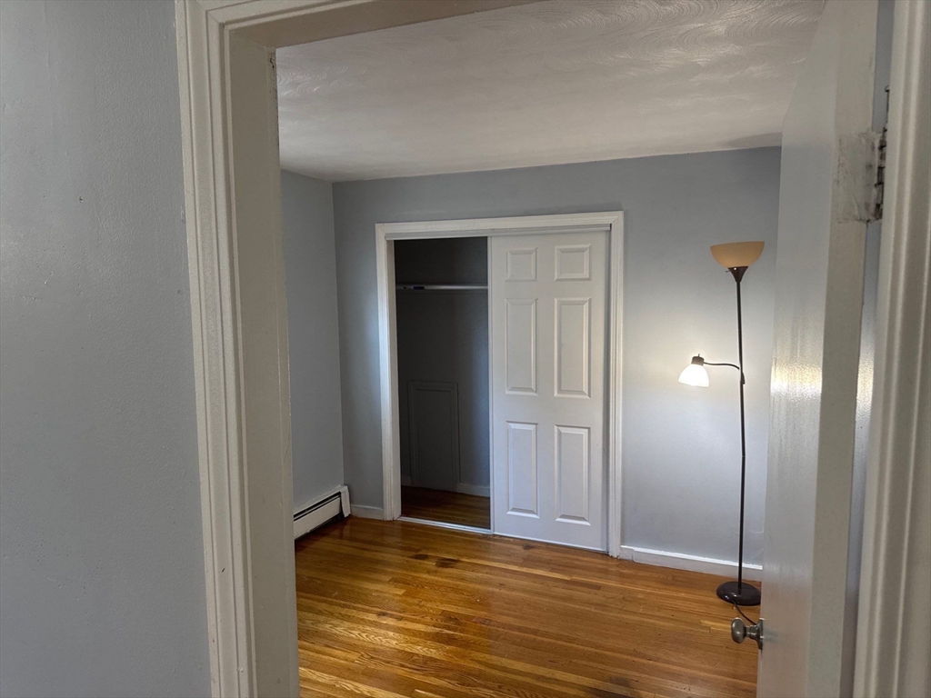 72 Longfellow Rd, Worcester