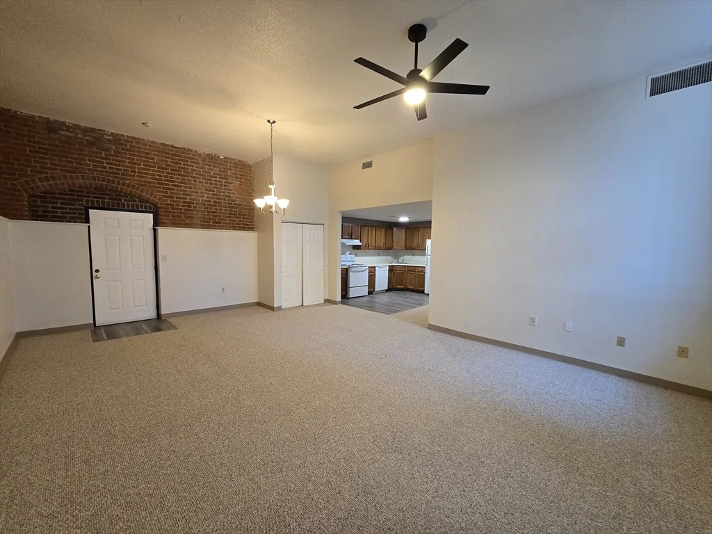 147 Rawson Rd, Quincy