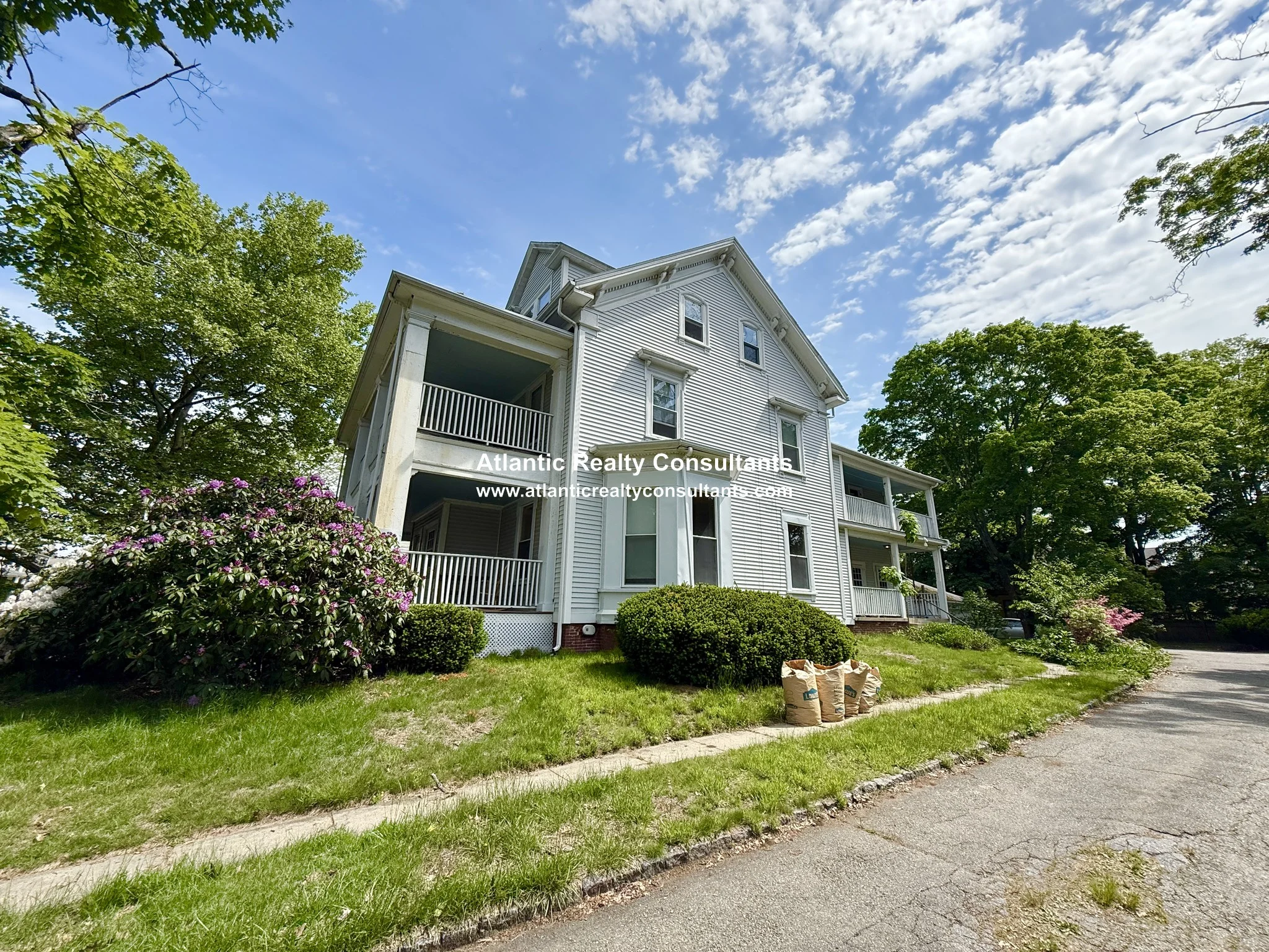 84 Walker St, Newtonville